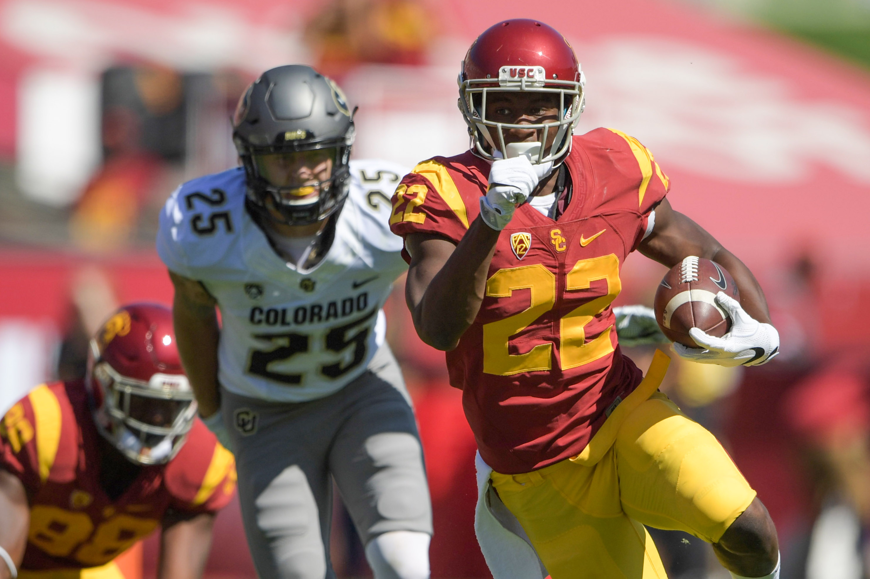 Oct 8, 2016; Los Angeles, CA, USA; USC Trojans running back Justin Davis (22) carries the ball against the Colorado Buffaloes during a NCAA football game at Los Angeles Memorial Coliseum. Mandatory Credit: Kirby Lee-USA TODAY Sports