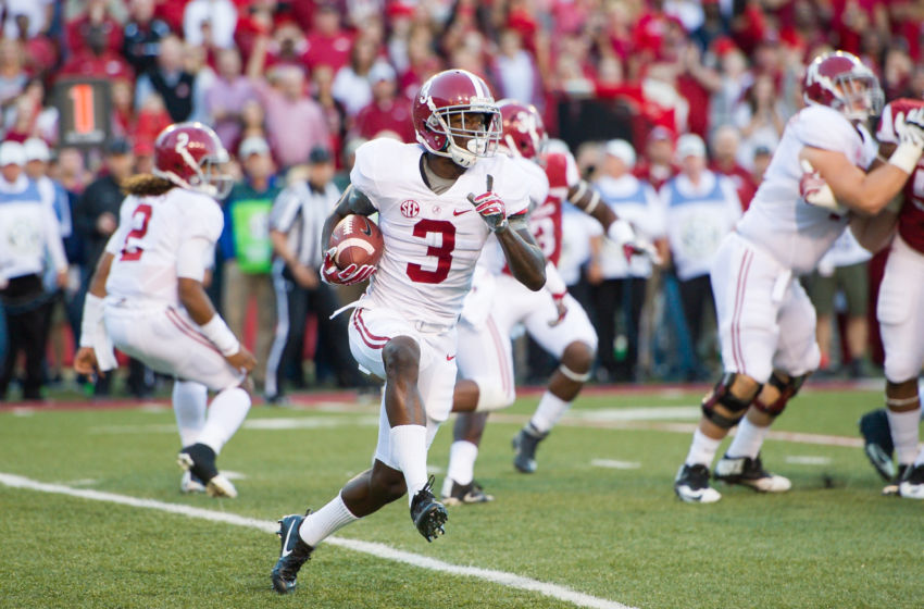 Oct 8, 2016; Fayetteville, AR, USA; Alabama Crimson Tide wide receiver Calvin Ridley (3) runs a reverse during the first quarter of the game against Arkansas Razorbacks at Donald W. Reynolds Razorback Stadium. Mandatory Credit: Brett Rojo-USA TODAY Sports