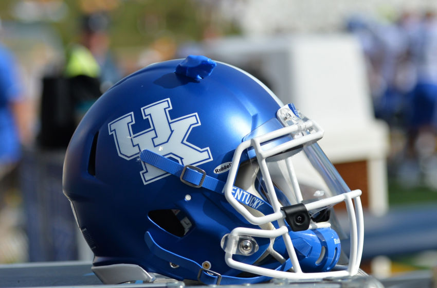 Kentucky Football Recruiting Joshua Paschal looks to make early impact