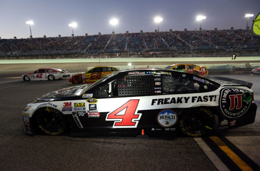 Nov 20, 2016; Homestead, FL, USA; NASCAR Sprint Cup Series driver Kevin Harvick (4) leaves the pits during the Ford Ecoboost 400 at Homestead-Miami Speedway. Mandatory Credit: Peter Casey-USA TODAY Sports