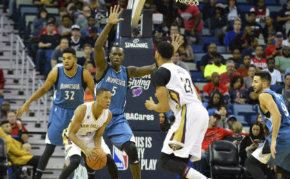 Nov 23, 2016; New Orleans, LA, USA; New Orleans Pelicans guard Tim Frazier (2) handles the ball during the first quarter of the game against the Minnesota Timberwolves at the Smoothie King Center. Mandatory Credit: Matt Bush-USA TODAY Sports