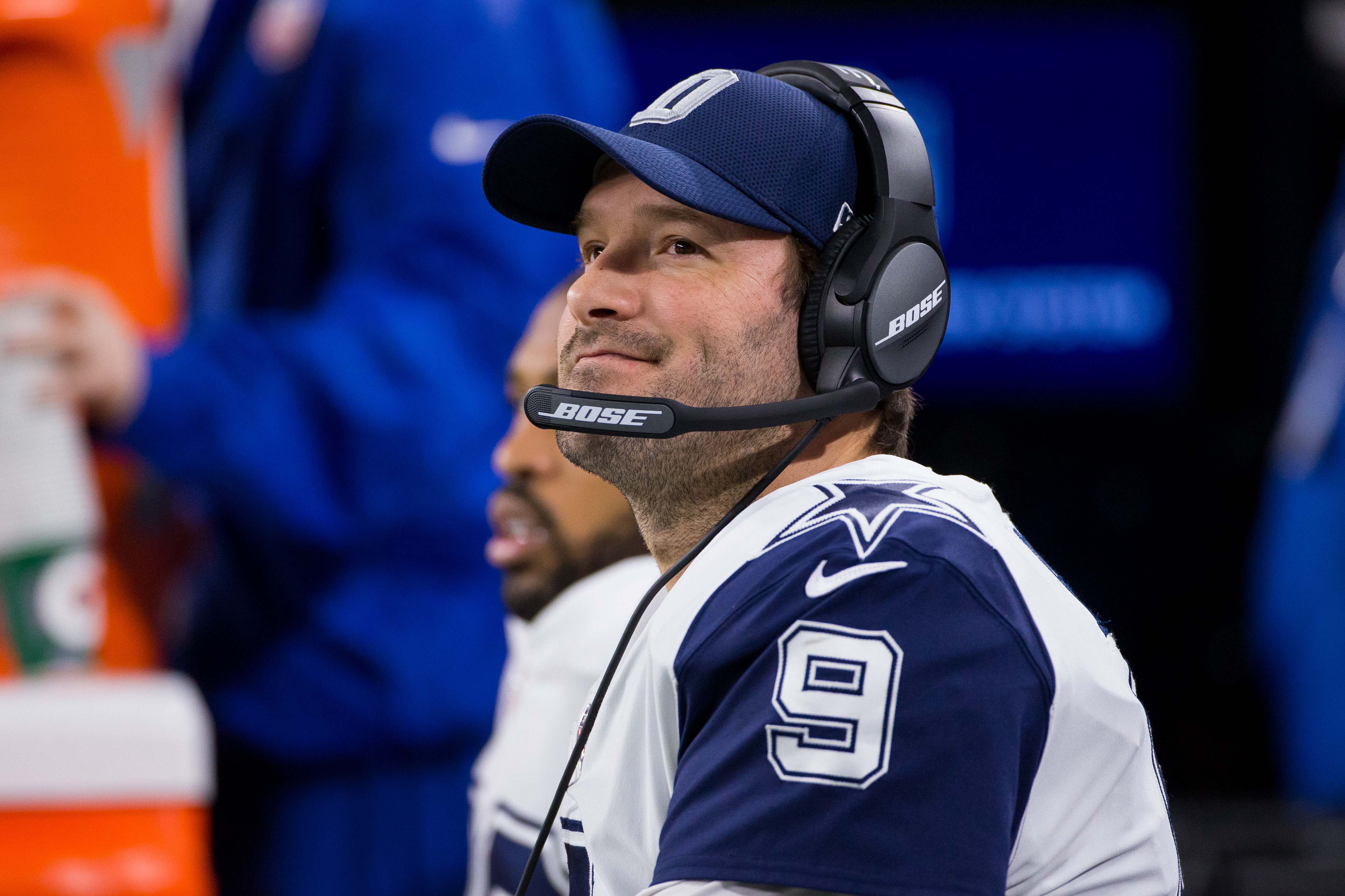 Jerry Jones makes statement after releasing Tony Romo