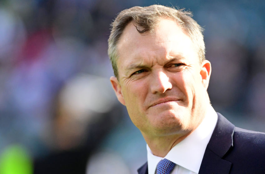 Jan 1, 2017; Philadelphia, PA, USA; Fox Sports announcer and former NFL player John Lynch on the sidelines before game between Philadelphia Eagles and Dallas Cowboys at Lincoln Financial Field. Mandatory Credit: Eric Hartline-USA TODAY Sports