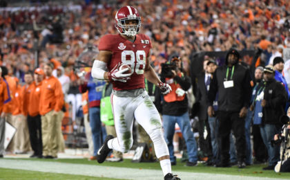 Jan 9, 2017; Tampa, FL, USA; Alabama Crimson Tide tight end O.J. Howard (88) runs a touchdown during the third quarter against the Clemson Tigers in the 2017 College Football Playoff National Championship Game at Raymond James Stadium. Mandatory Credit: Steve Mitchell-USA TODAY Sports