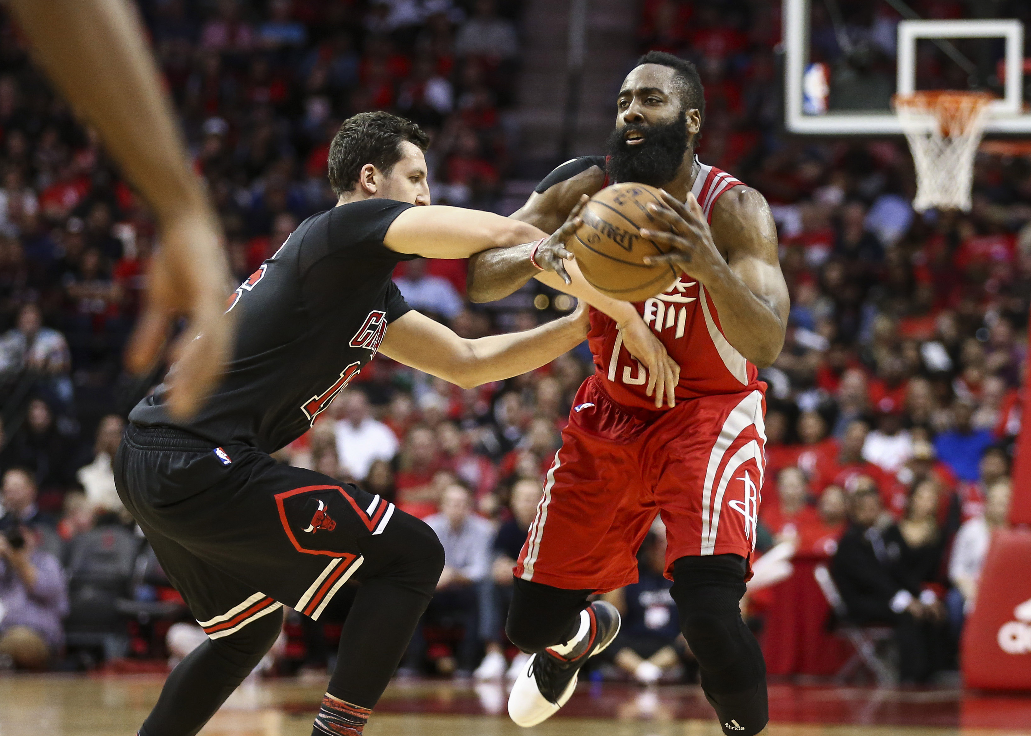 How James Harden baits defenders into fouling him on the 3point line