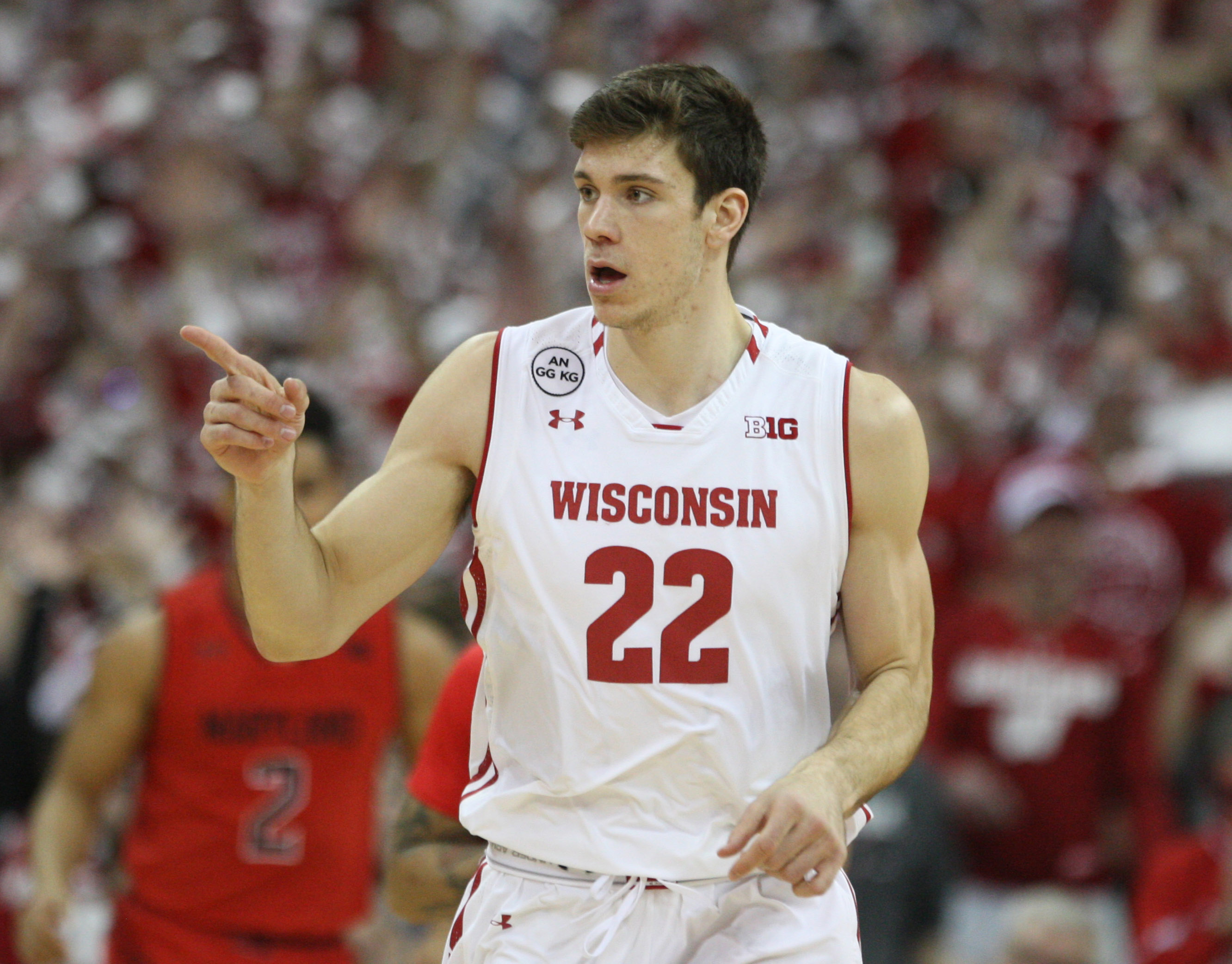 Wisconsin Basketball Ethan Happ named Naismith semifinalist