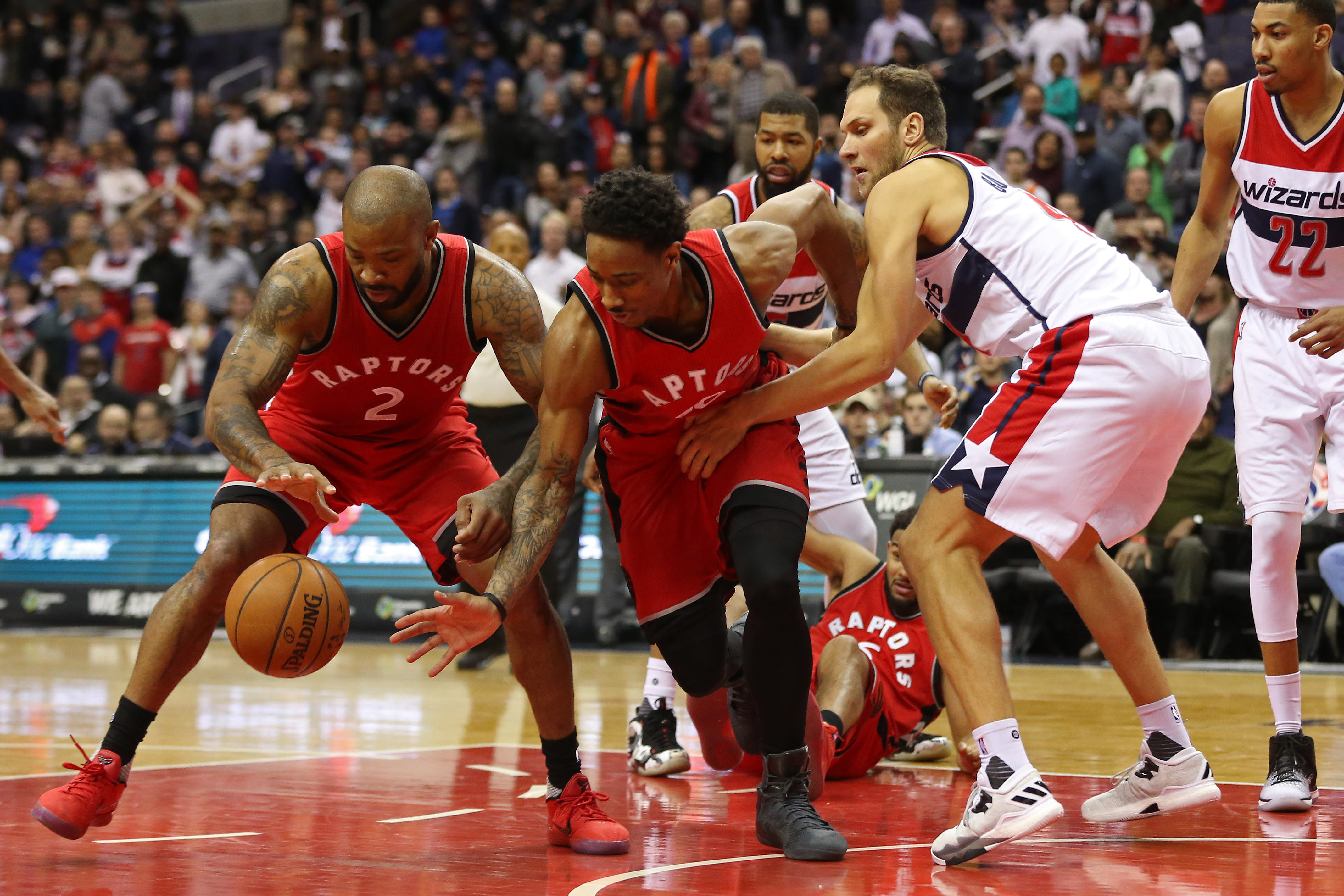 Raptors need to change up starting five