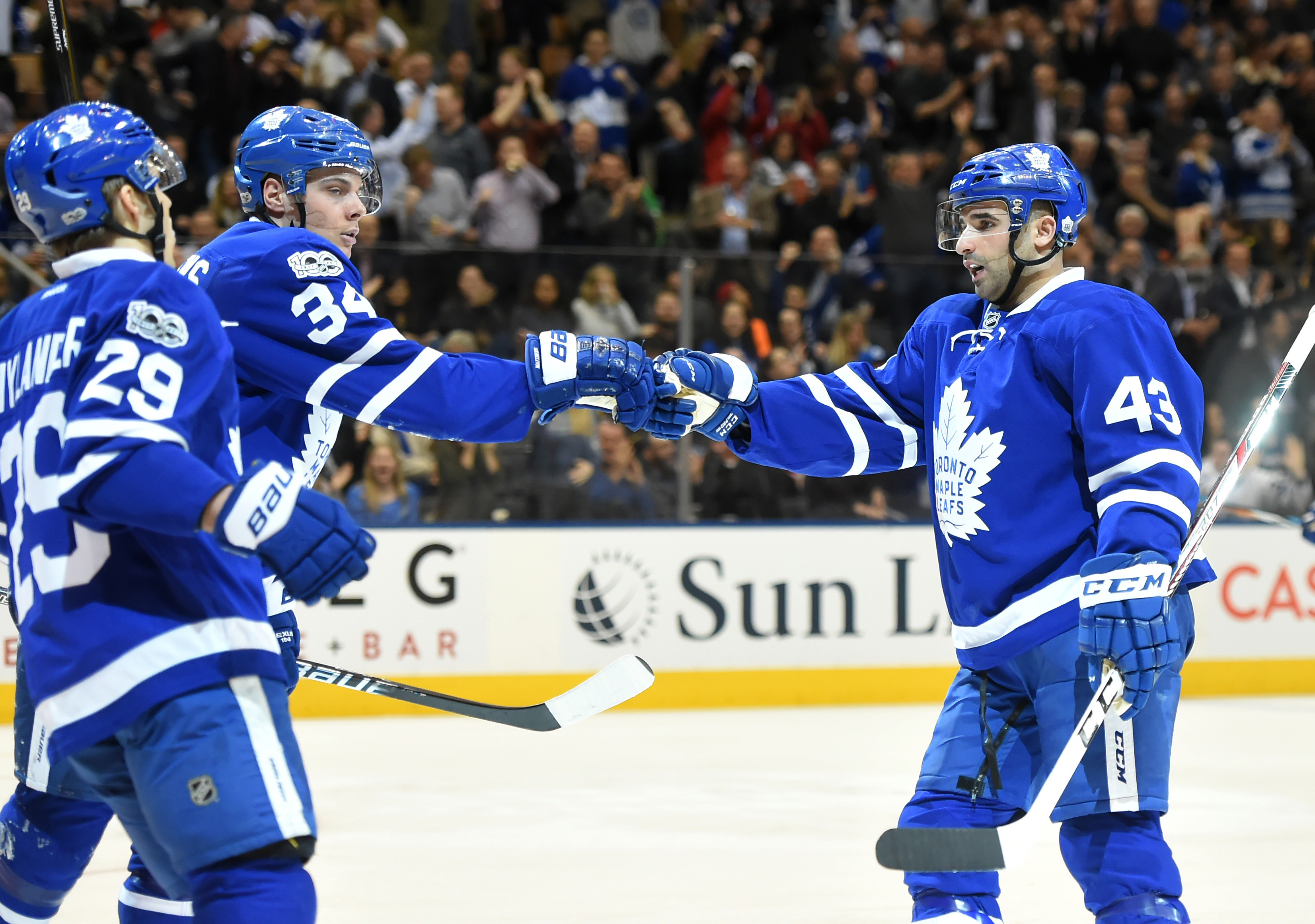 Toronto Maple Leafs Survive Detroit Red Wings' Late Push, Win 3-2