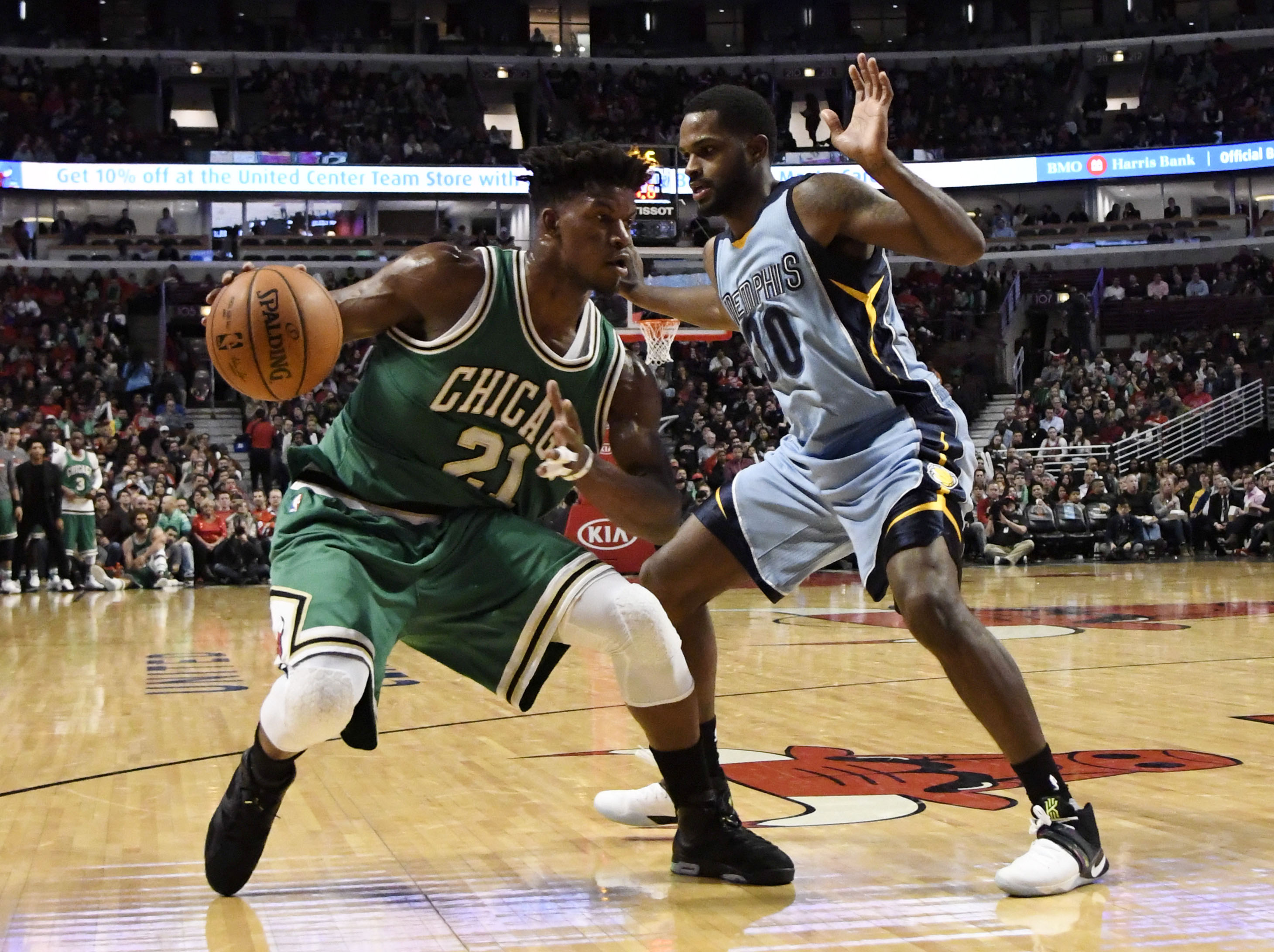 Wall's career-high 20 assists lead Wizards past Bulls Wall's career-high 20 assists lead Wizards past Bulls