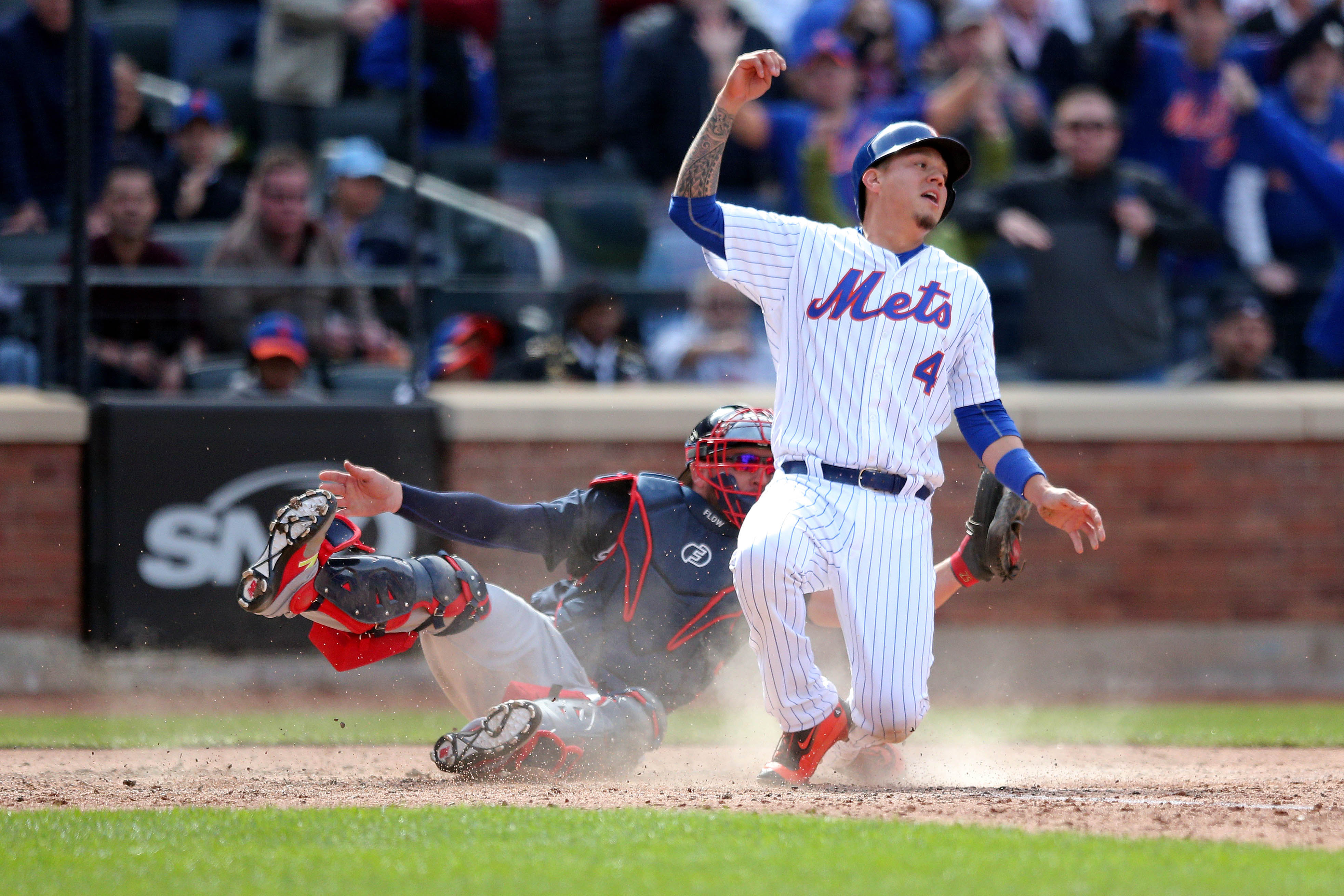 LEADING OFF: Sale makes Boston debut; Bartolo back in Citi