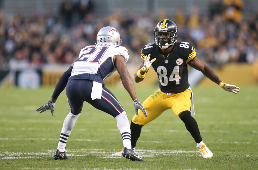 Oct 23, 2016; Pittsburgh, PA, USA; Pittsburgh Steelers wide receiver Antonio Brown (84) breaks off of the line of scrimmage against New England Patriots cornerback Malcolm Butler (21) during the third quarter at Heinz Field. New England won 27-16. Mandatory Credit: Charles LeClaire-USA TODAY Sports