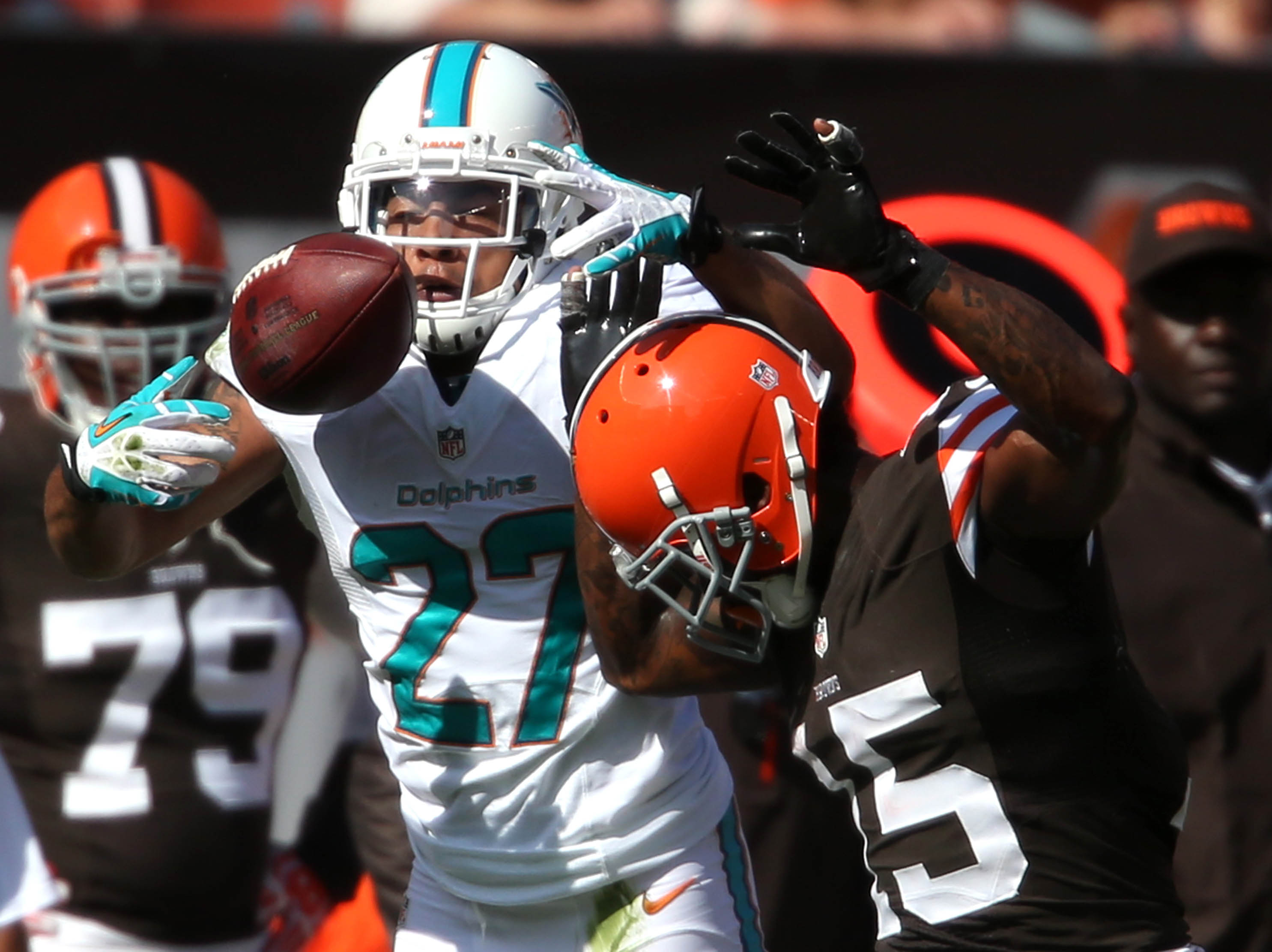Jake Long Announces Retirement from Football