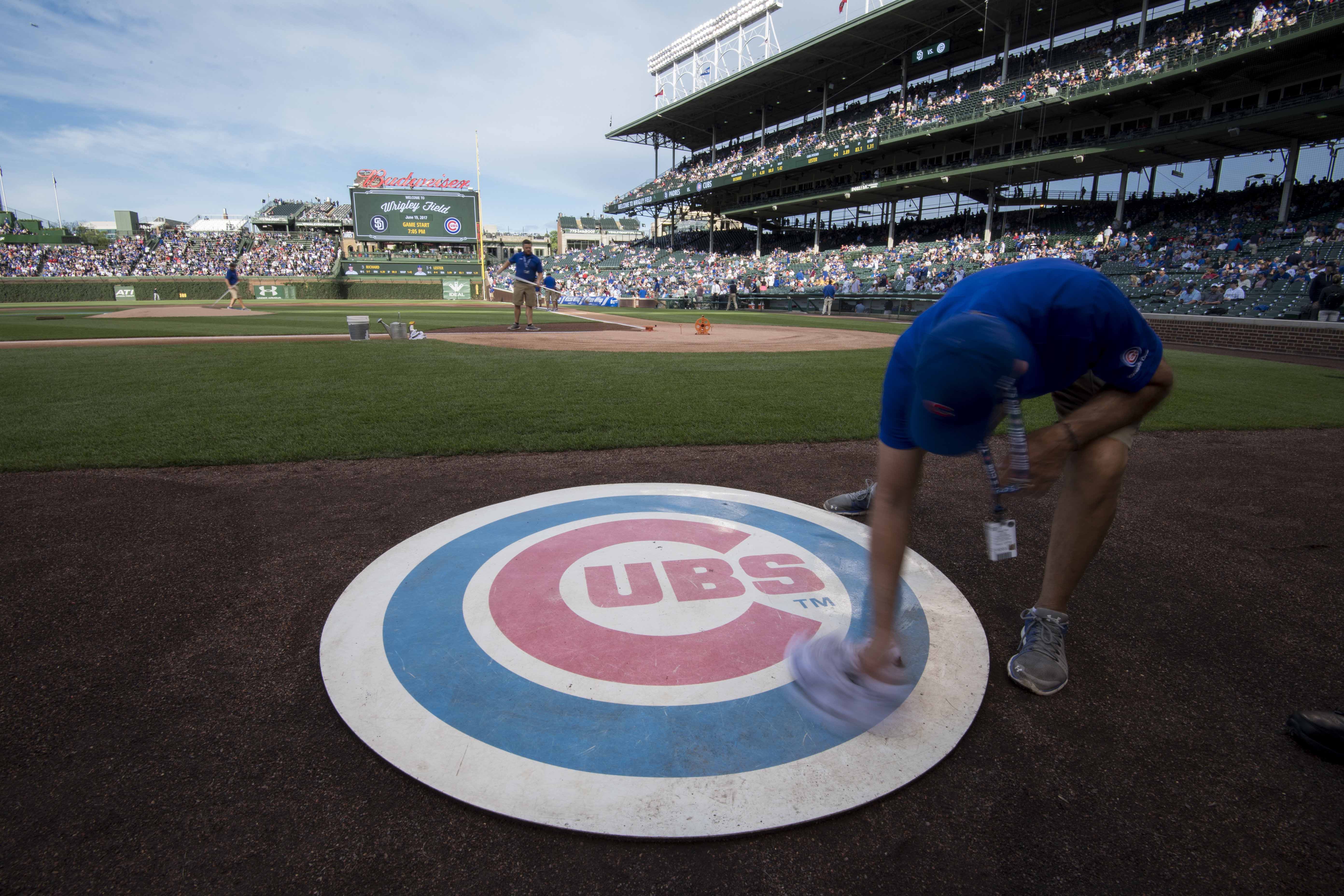 First Inning Error Costs Cubs Dearly in Loss to Marlins