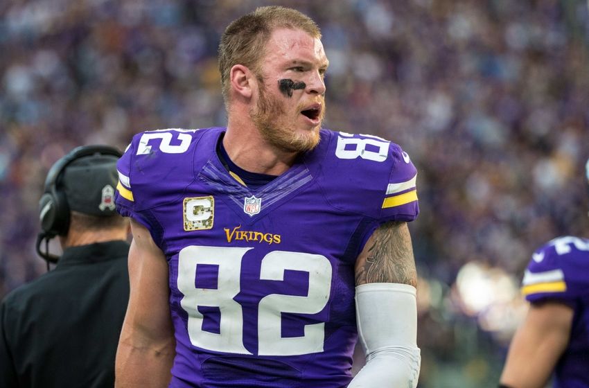 Kyle Rudolph : Kyle Rudolph Uses 1 Word To Describe The Vikings' Season ...