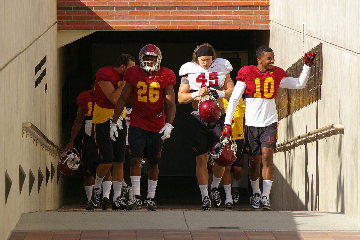 Usc Depth Chart Projecting 2016 Starting Lineup After Fall Camp