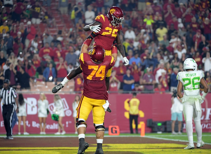 USC vs Oregon Who Were The Studs and Duds? FOX Sports