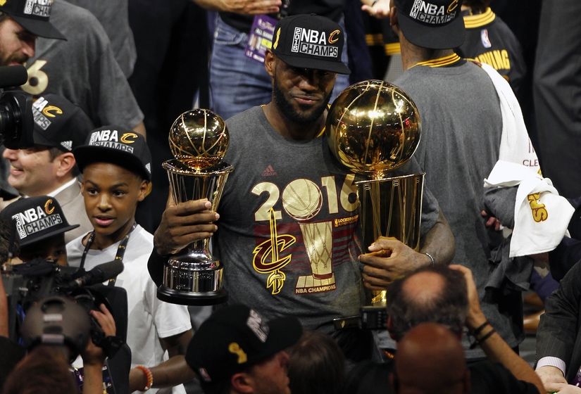 9349801-lebron-james-nba-finals-cleveland-cavaliers-golden-state-warriors-1-825x560.jpg