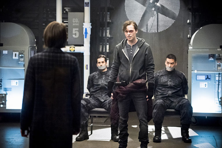 Arrow Saison 4 épisode 21 Arrow Season 4, episode 21 recap: Monument Point