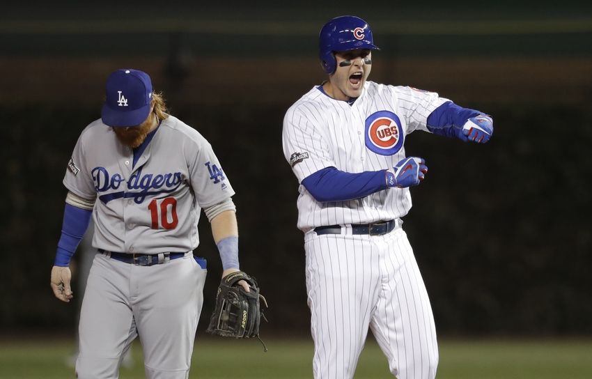 Fans outside Wrigley Field erupt after Cubs win NLCS (Video)