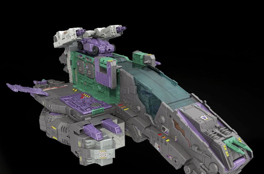 decepticon ship toy
