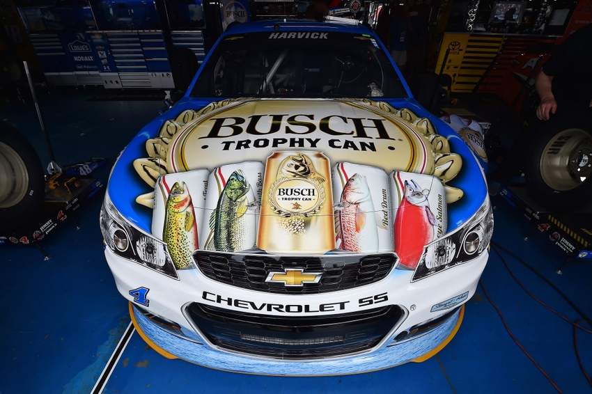 NASCAR: Five scariest paint schemes of 2016 season - Page 6