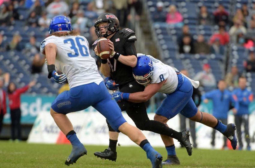 ncaa-football-poinsettia-bowl-boise-state-vs-northern-illinois-850x560.jpg