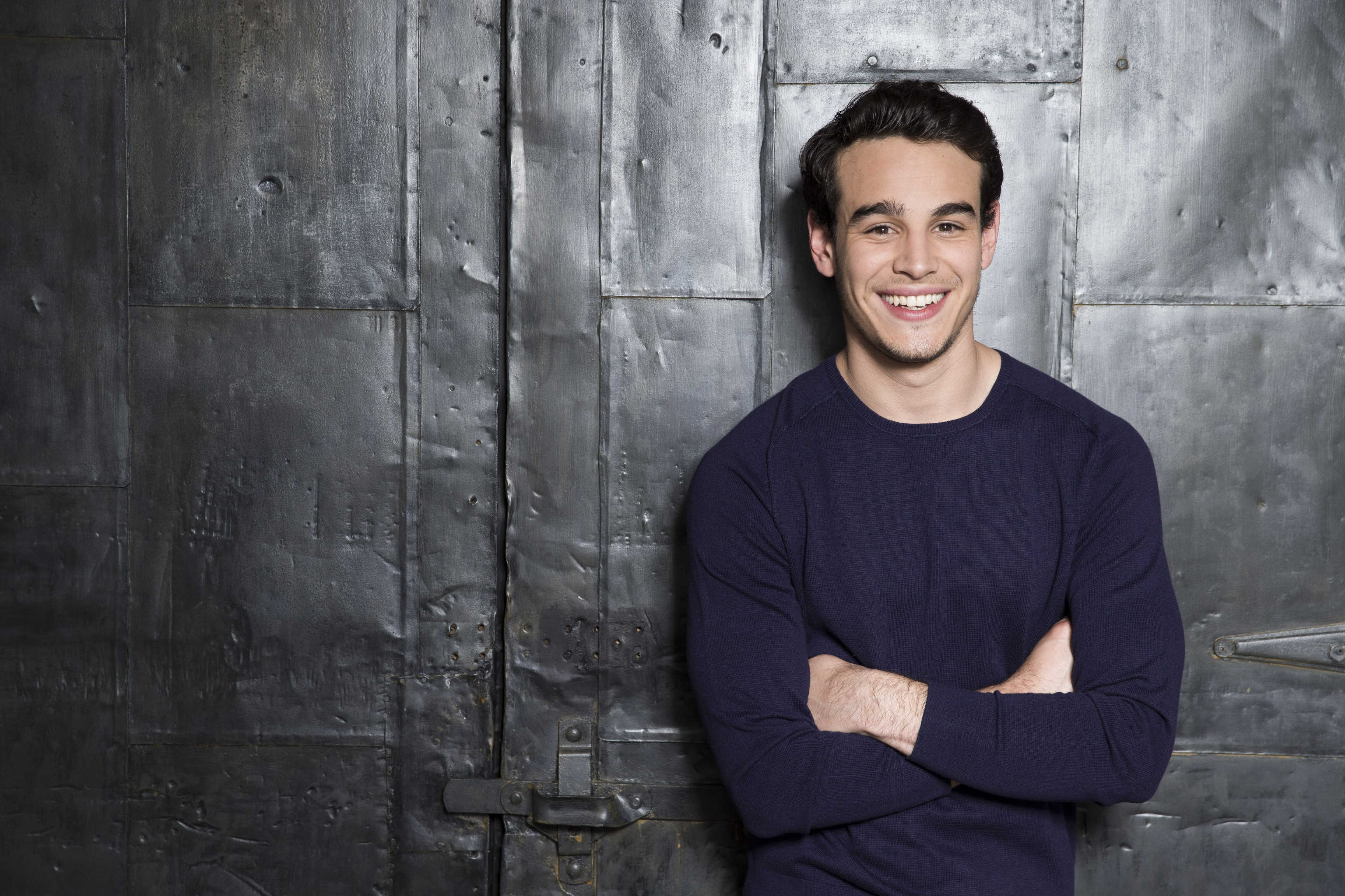 5 Reasons We Love Simon Lewis Even More In Season 2 Of Shadowhunters3456 x 2304