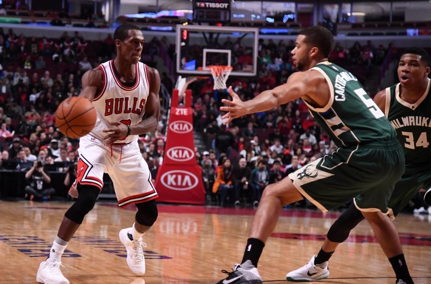 http://cdn.fansided.com/wp-content/blogs.dir/307/files/2016/10/9587920-rajon-rondo-michael-carter-williams-nba-preseason-milwaukee-bucks-chicago-bulls-850x560.jpg