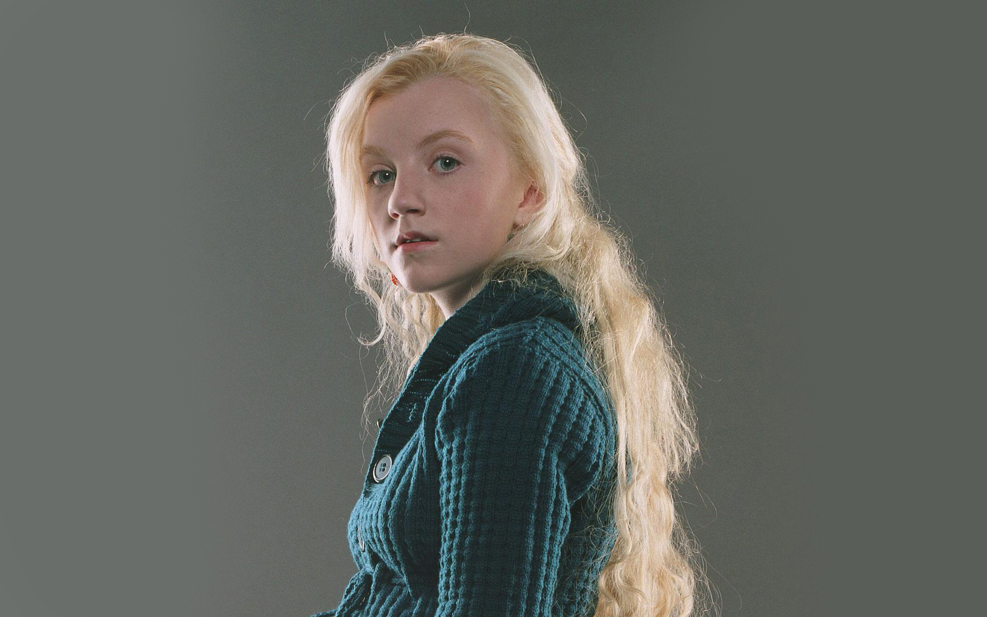 Evanna Lynch is Taking to the Stage to Star in Disco Pigs