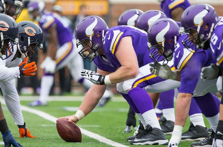 Minnesota Vikings offensive line ranked 29th for 2016 season by PFF