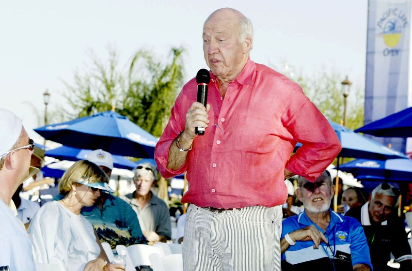 Hall of Fame tennis announcer Bud Collins dead at 86