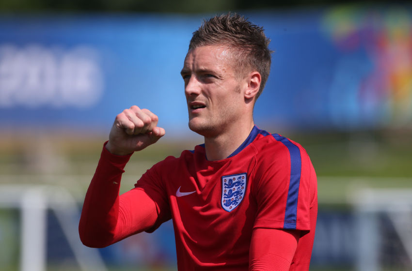 CHANTILLY, FRANCE - JUNE 7: Jamie Vardy of England looks on during the first England training session in France ahead of the Euro 2016 at Stade des Bourgognes on June 7, 2016 in Chantilly, France. (Photo by Jean Catuffe/Getty Images)