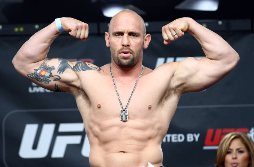 Shane Carwin announces he's considering UFC return