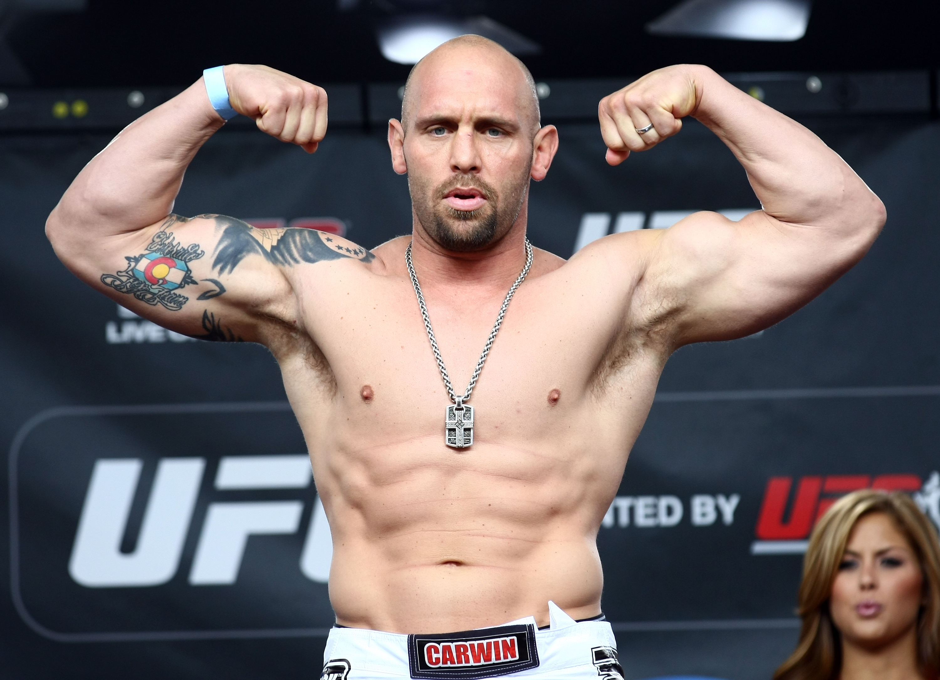 Shane Carwin announces he's considering UFC return