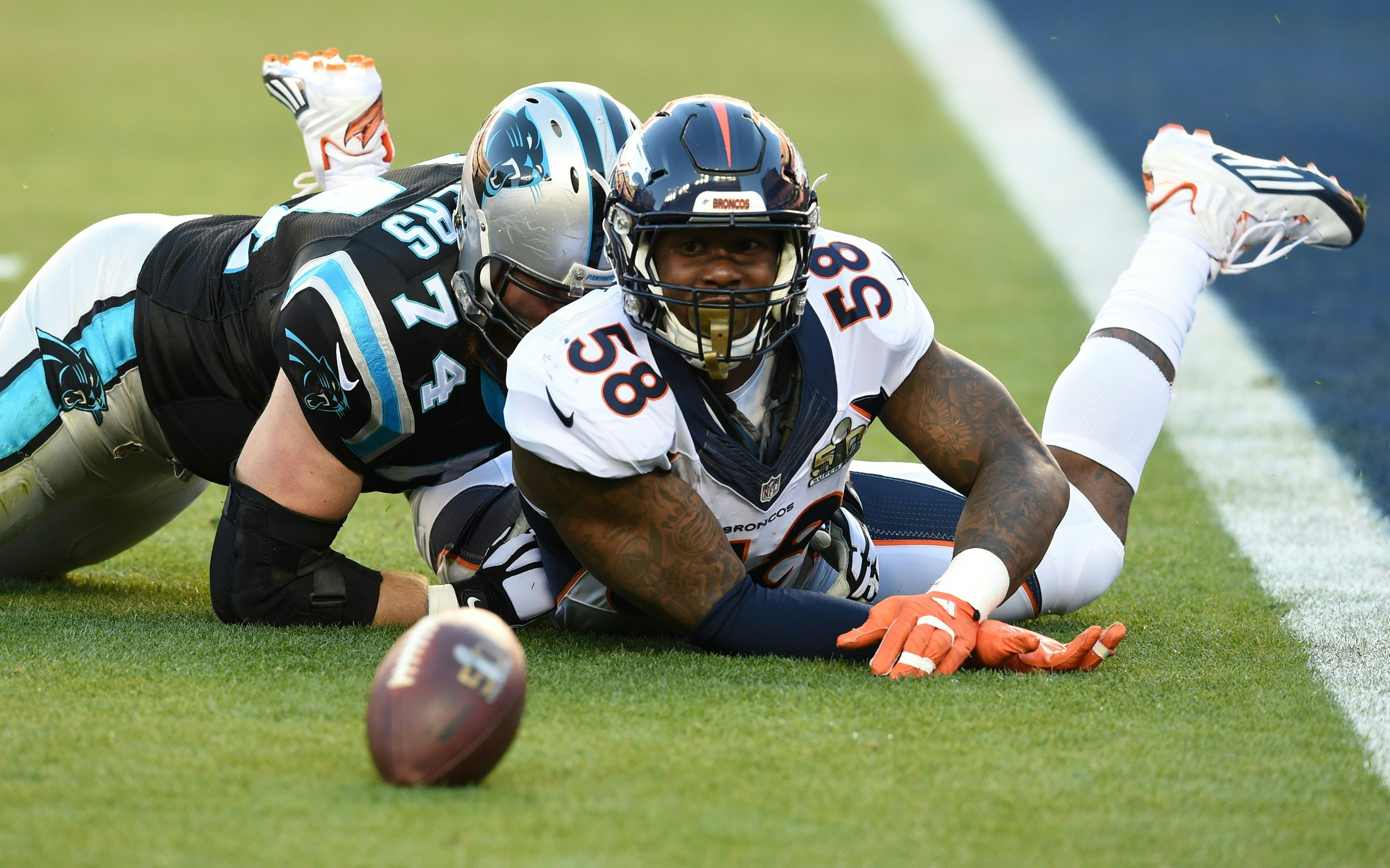 Super Bowl 50: Broncos' Defense Crushes Carolina, Peyton Gets By Again –  Rolling Stone