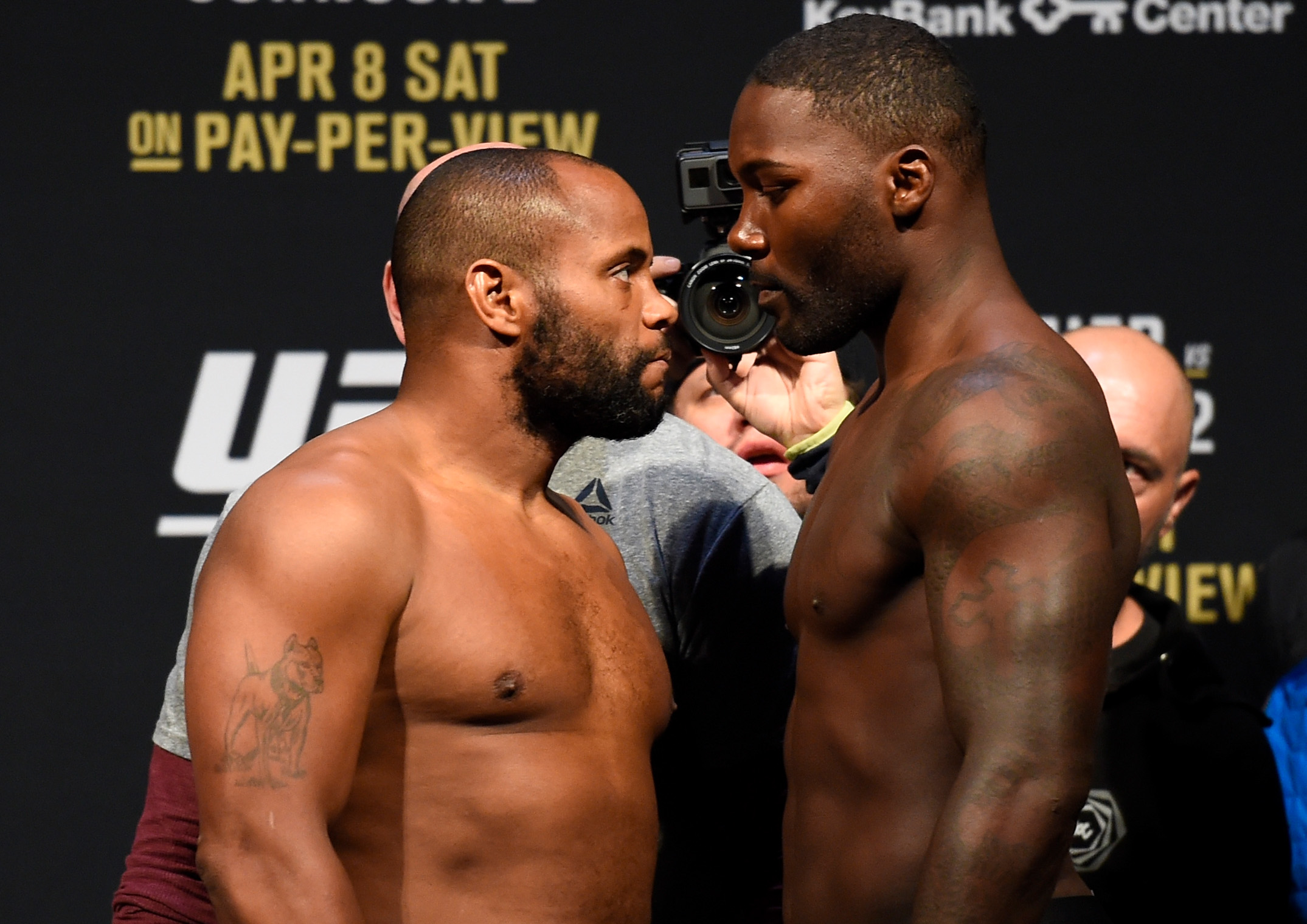 Ufc 210 Daniel Cormier Vs Anthony Johnson 2 Live Results Tracker