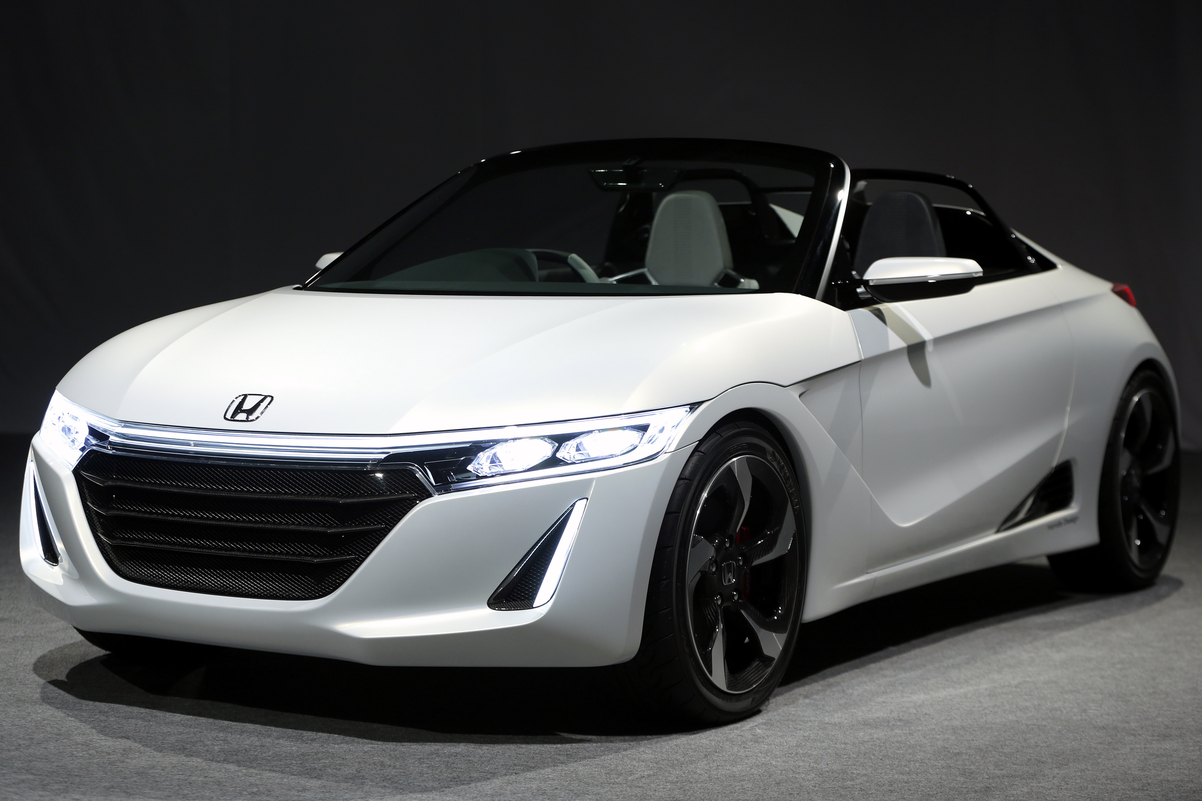Honda S660 Gets Over-The-Top Treatment From Liberty Walk