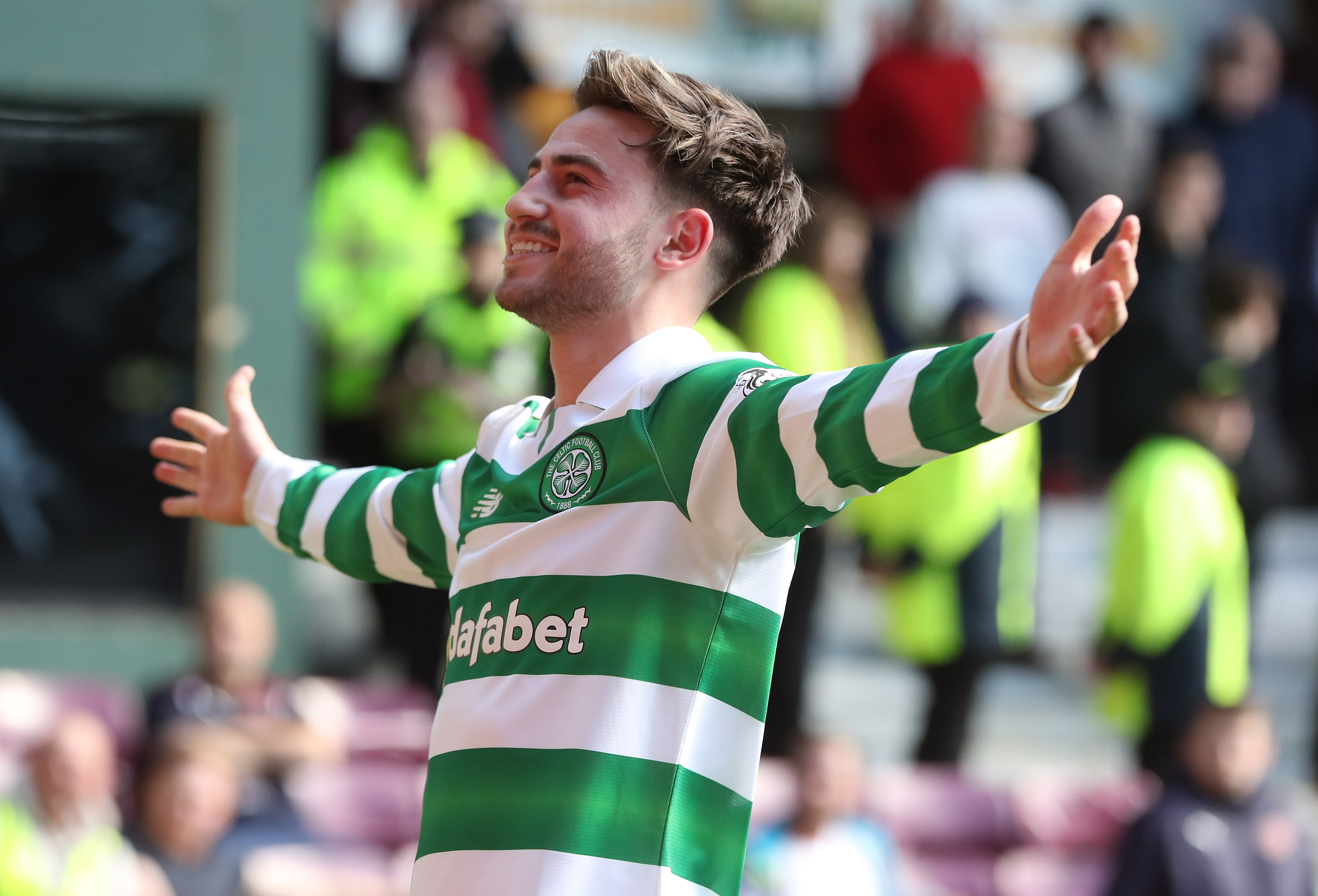 Youngsters shine in Celtic 4-1 victory over St. Johnstone