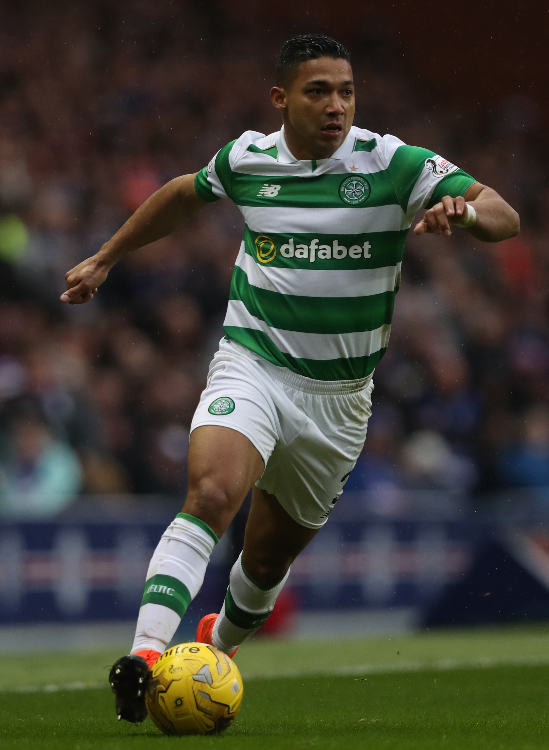 Should Celtic give Izaguirre a 3 year contract extension?