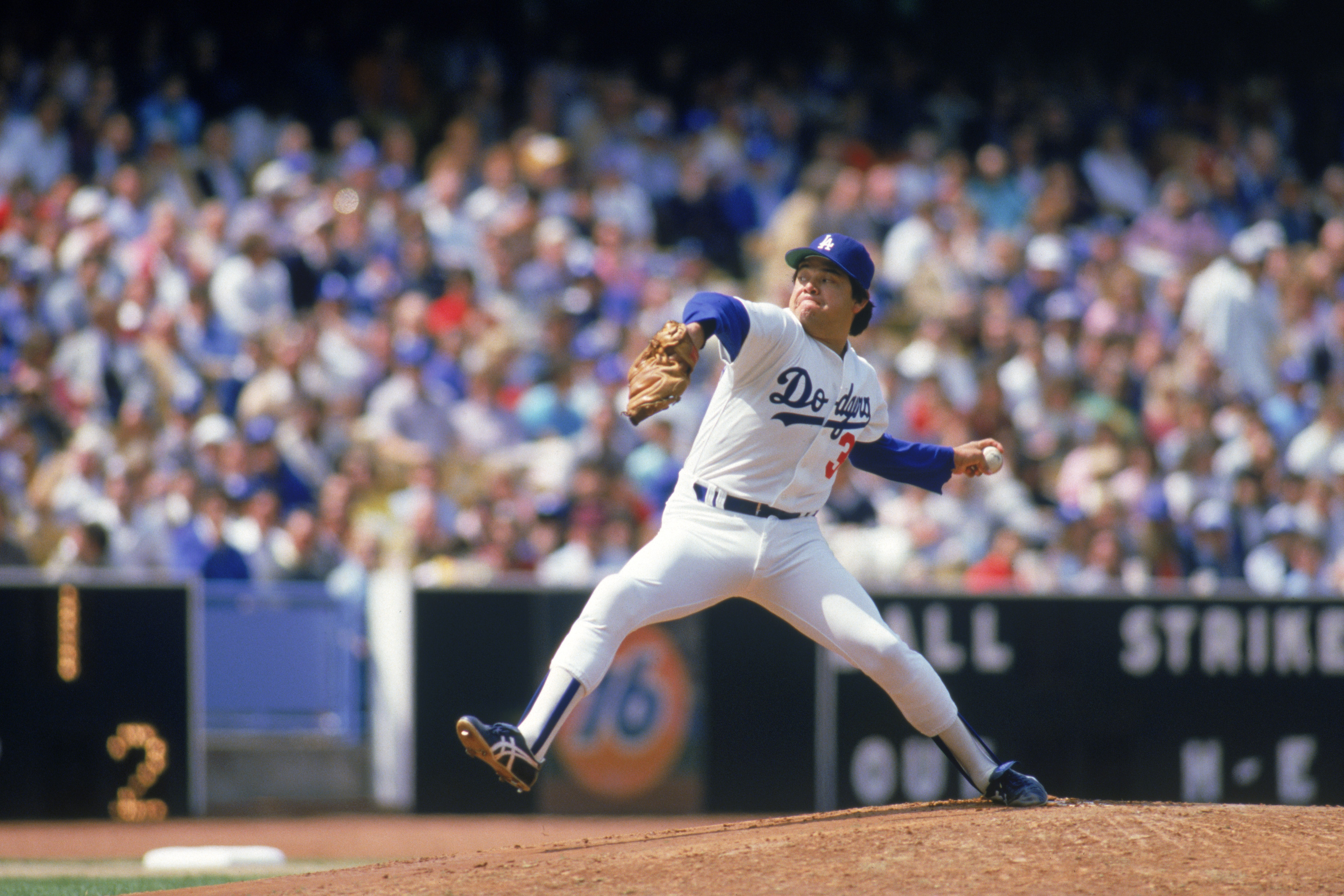 Fernando Valenzuela, 1985 | Dodgers, Dodgers Nation, Sports