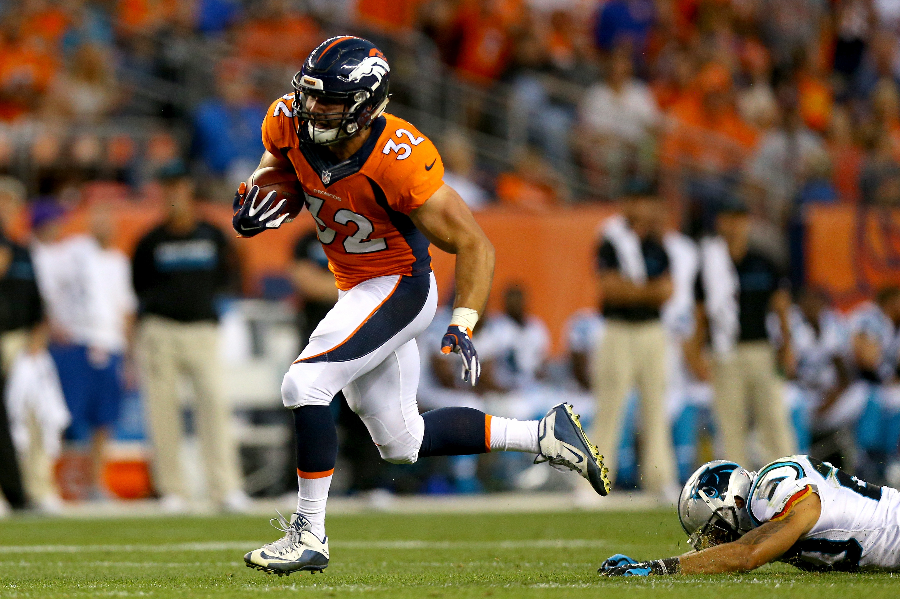 Denver Broncos Andy Janovich Led Fullbacks in YAC