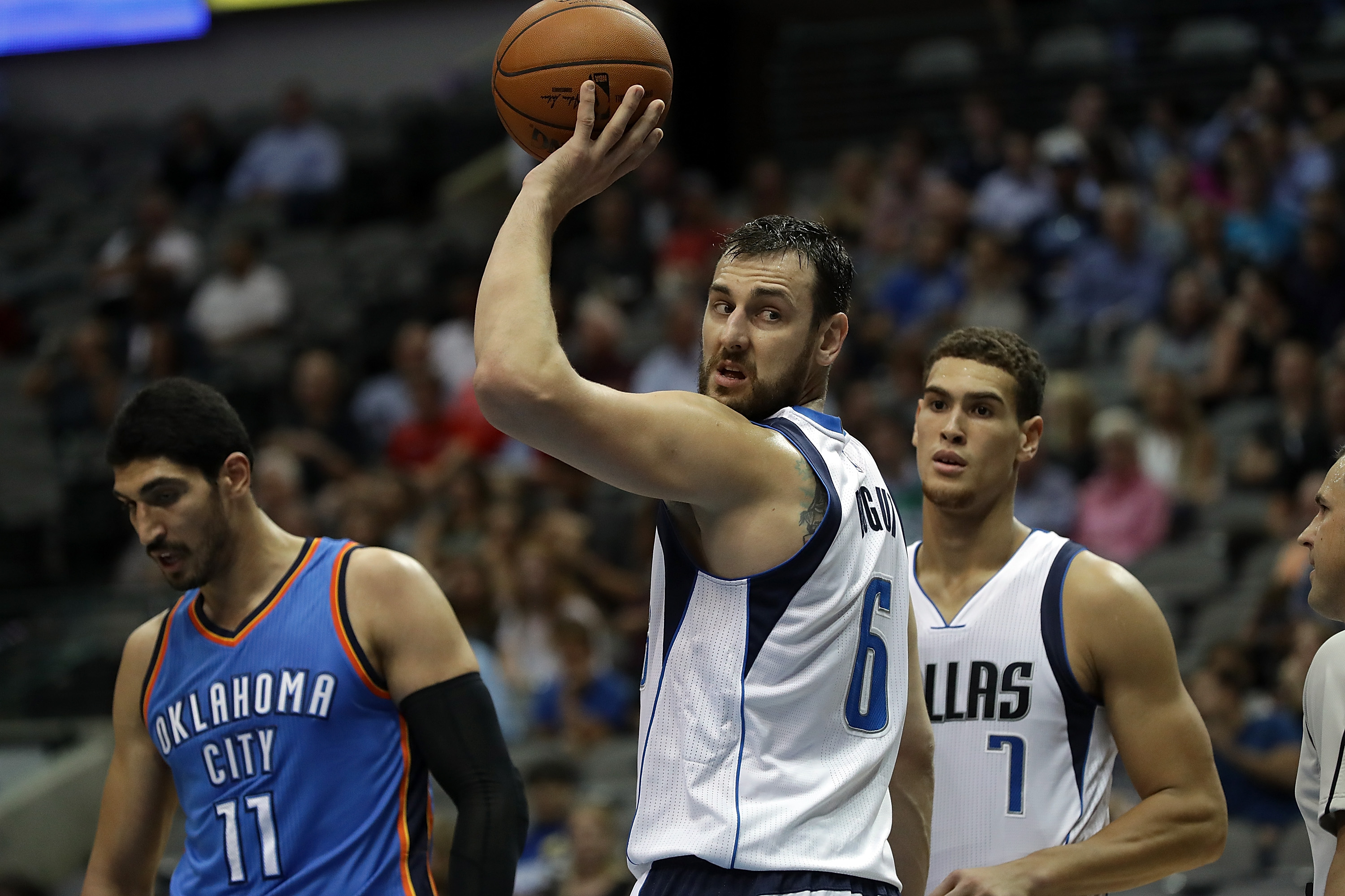 Should the Utah Jazz pursue Andrew Bogut in free agency?