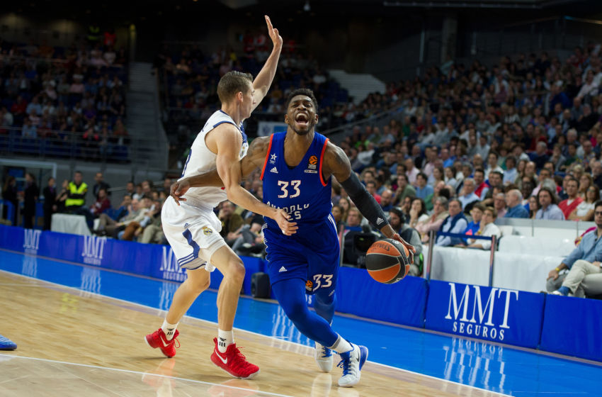 Cleveland Cavaliers: Brandon Paul signs with San Antonio Spurs, what it ...