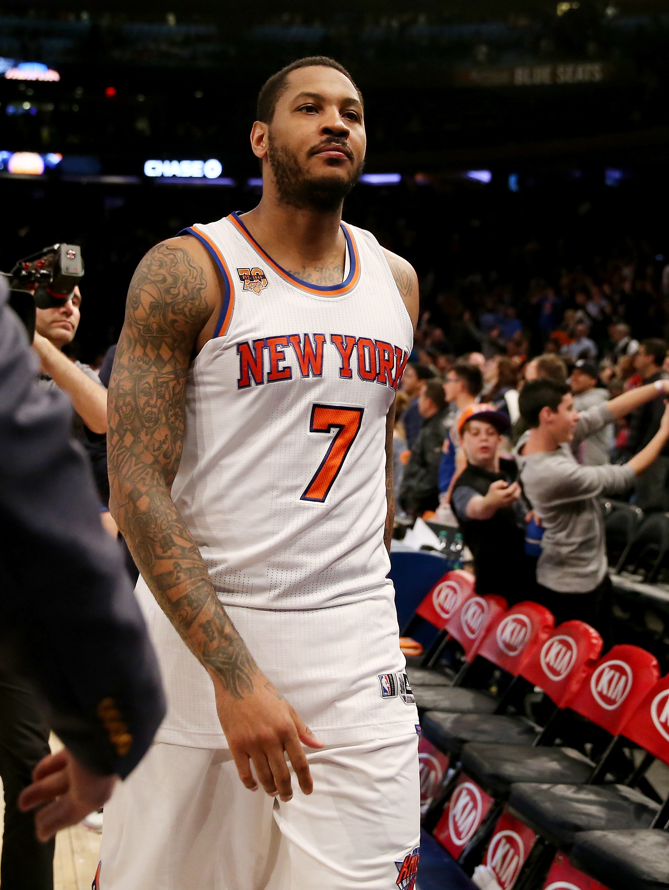 New York Knicks: Can Scott Perry solve the Carmelo Anthony conundrum?