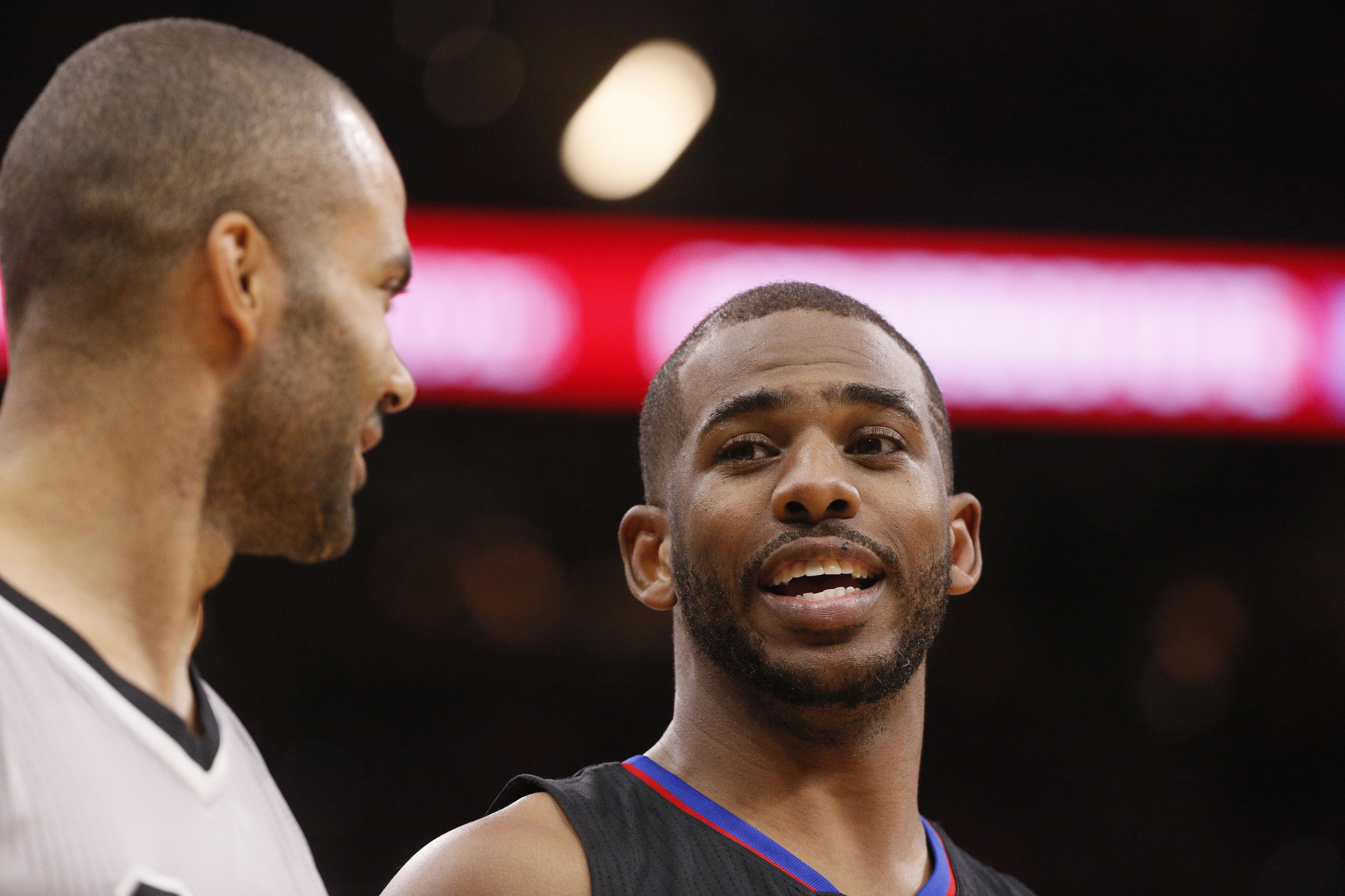 Clippers regard Spurs as legitimate threat to sign Chris Paul