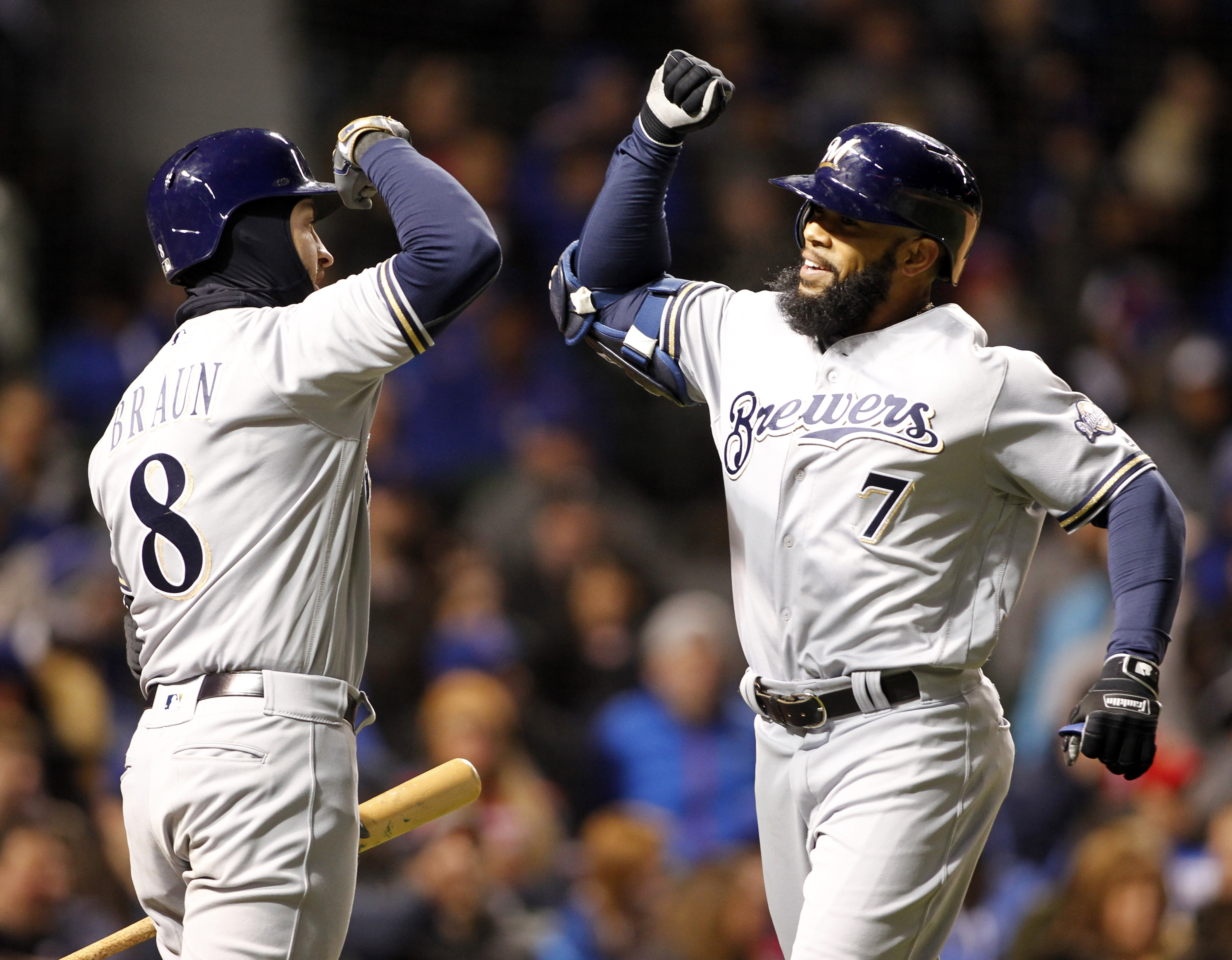 Brewers pitchers bottle up Dodgers