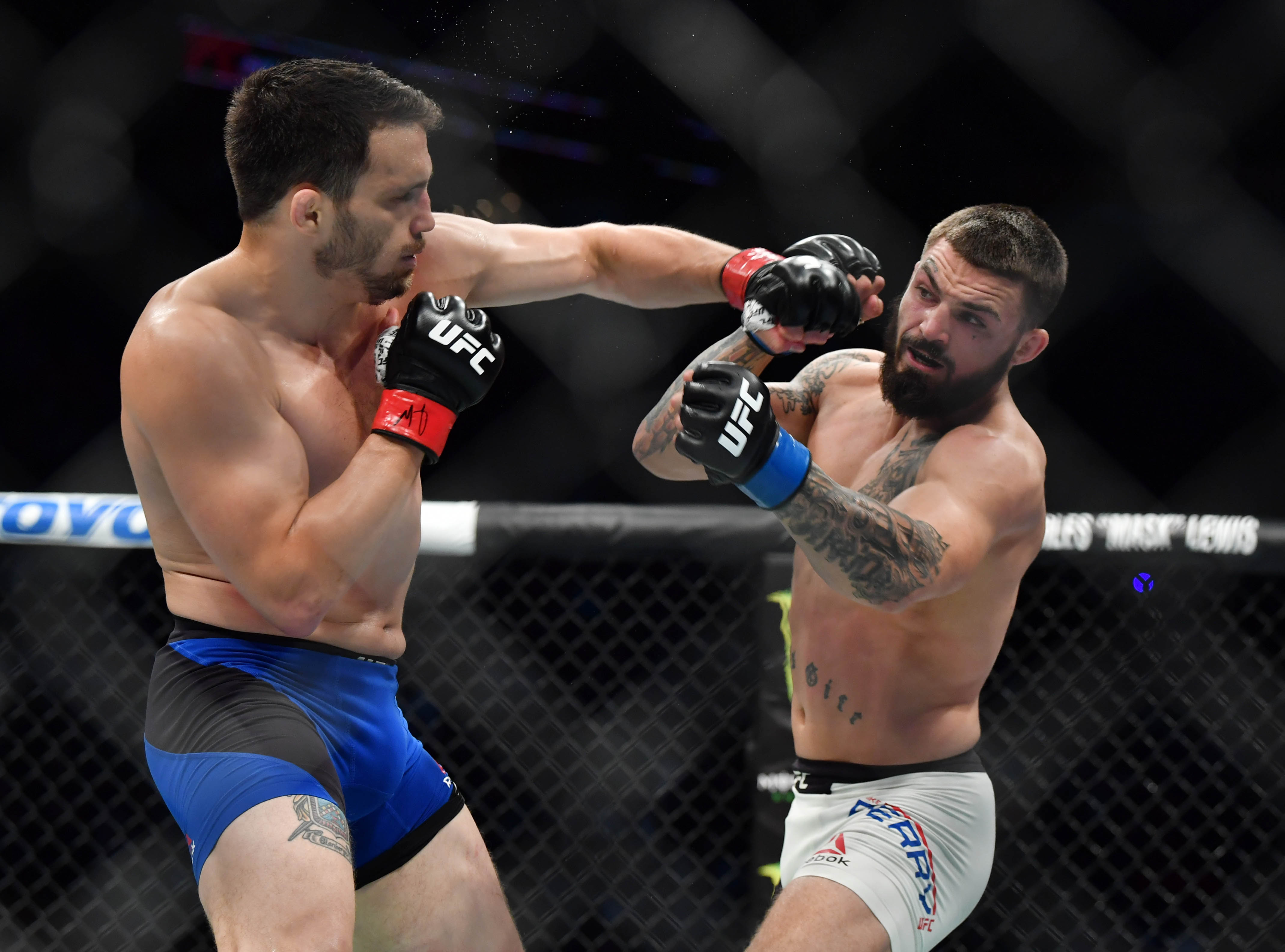 UFC: Mike Perry Talks Jake Ellenberger: 