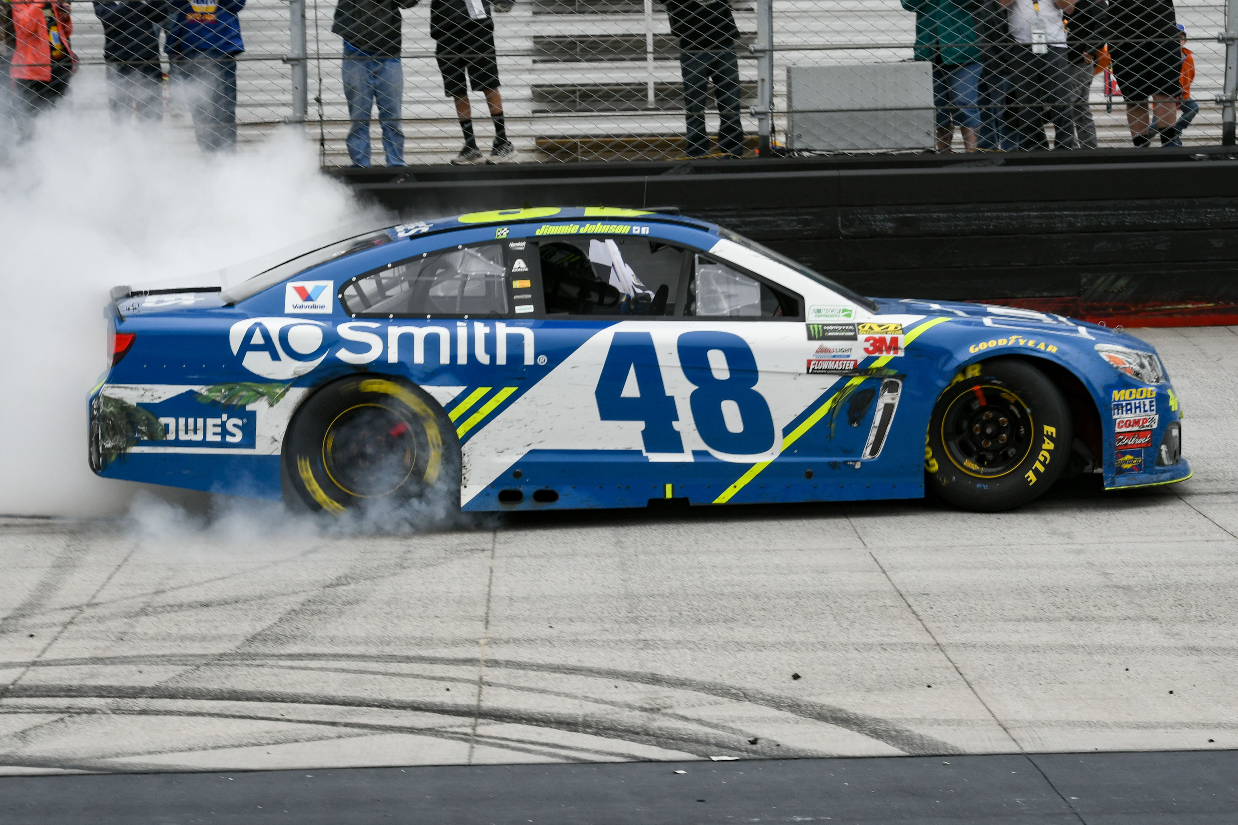 NASCAR Winner Spotlight: Jimmie Johnson Wins at Bristol