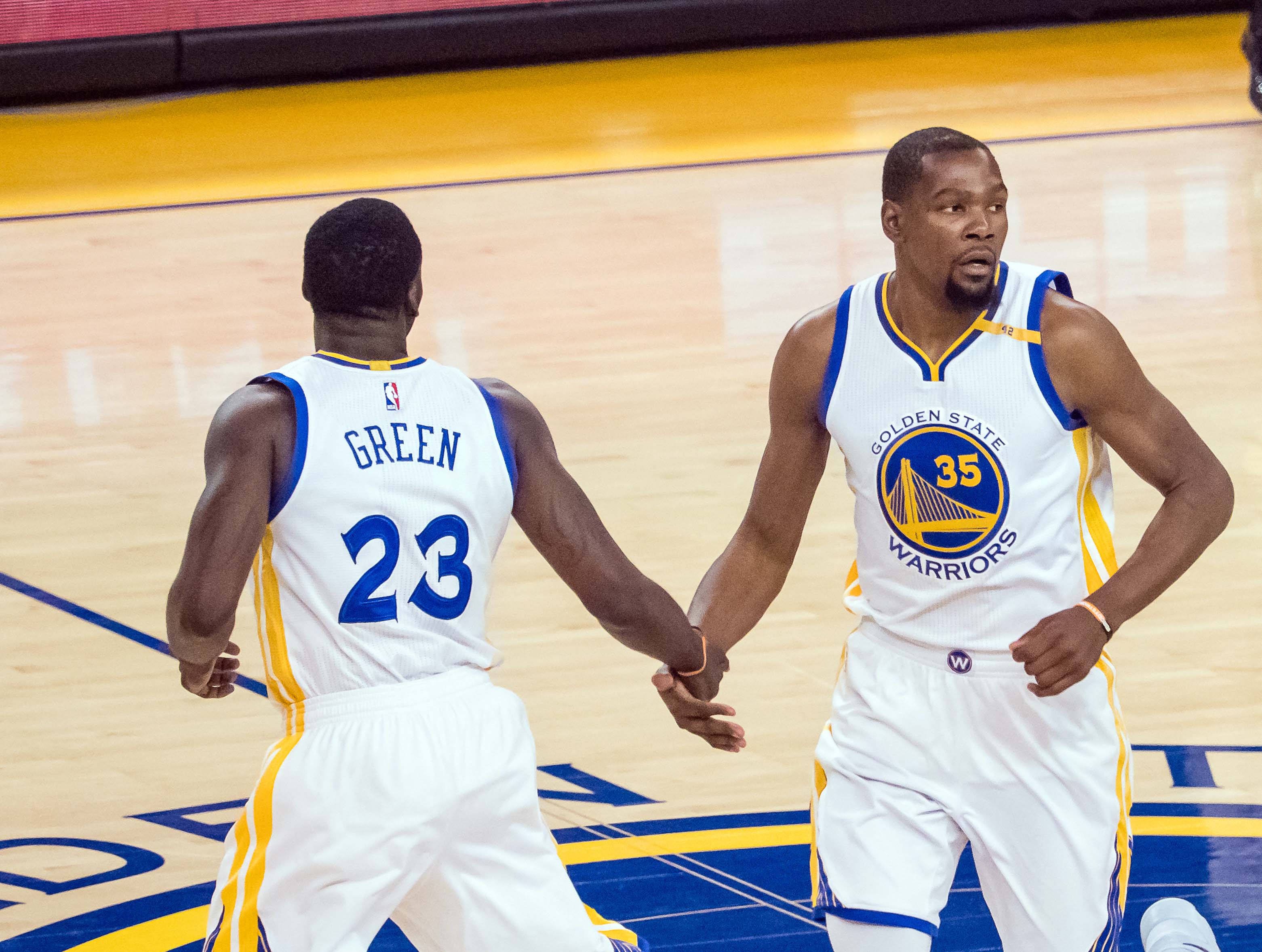 Draymond Green gets technical foul in Game 4 vs. Cavaliers (Video)