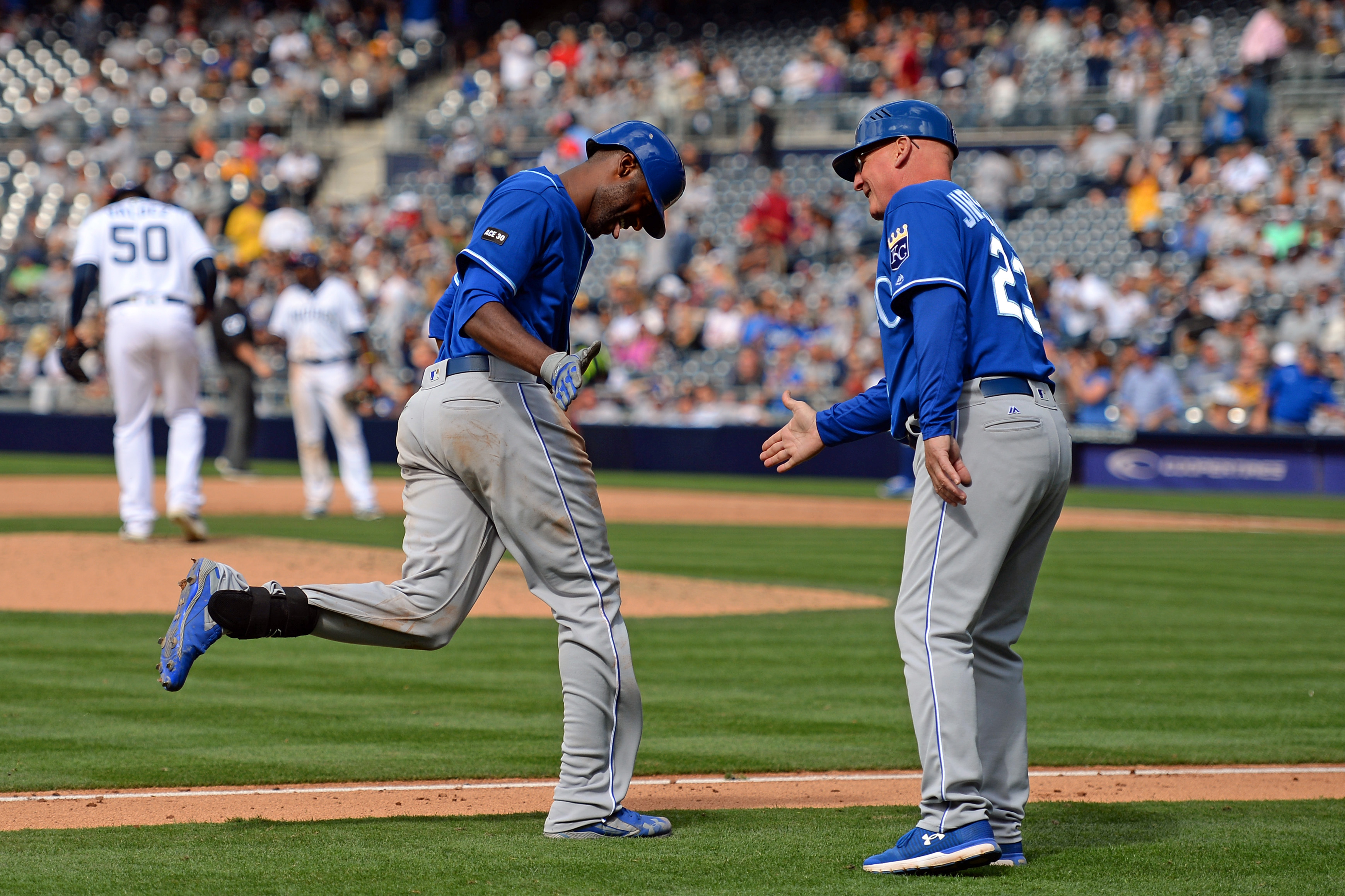 Padres vs royals